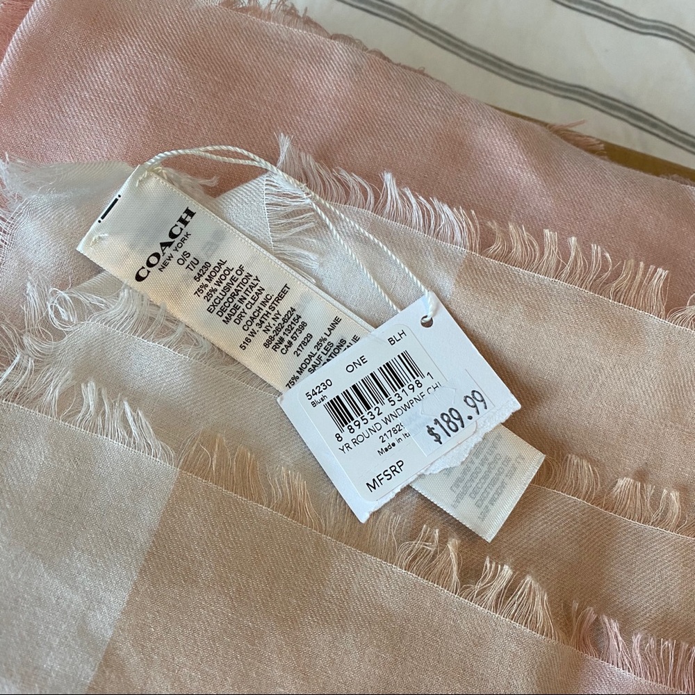 Coach pink and tan scarf - Picture 4 of 4